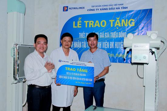 Bệnh viện Đa khoa Nghi Xuân tiếp nhận máy chụp X-Quang tổng hợp cao tần