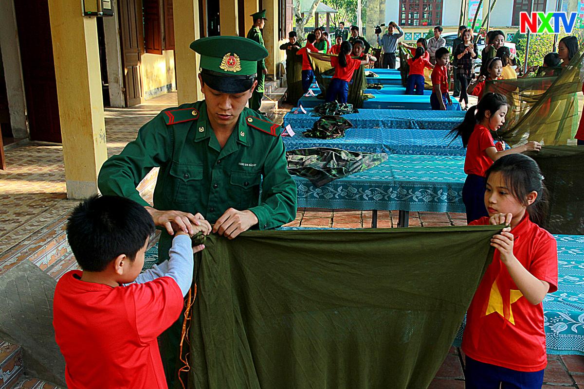 Ý nghĩa chương trình "Em là chiến sỹ nhí" của trường Tiểu học Tiên Điền