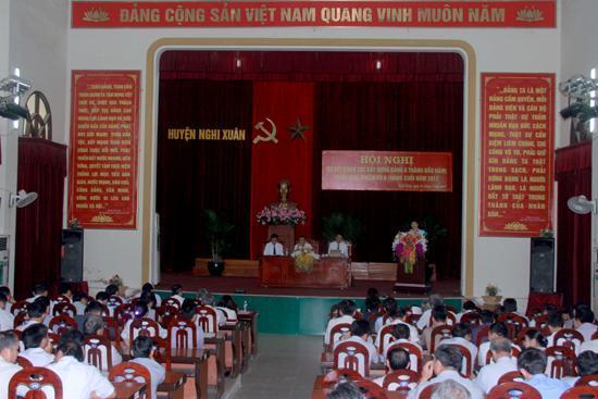 Huyện ủy Nghi Xuân sơ kết công tác xây dựng đảng 6 tháng đầu năm và triển khai nhiệm vụ trọng tâm 6 tháng cuối năm 2017