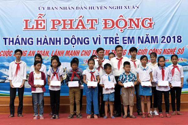 Nghi Xuân phát động Tháng hành động vì trẻ em năm 2018