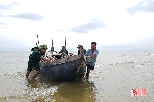 Hà Tĩnh cấm biển từ 16h chiều nay để ứng phó bão số 5