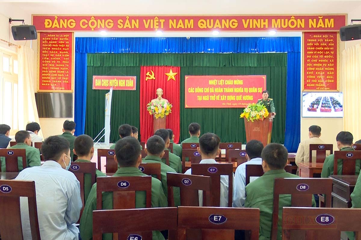 Nghi Xuân đón nhận 82 quân nhân hoàn thành nghĩa vụ quân sự trở về địa phương