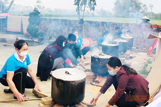 Ấm tình "Xuân biên phòng ấm lòng quân dân"