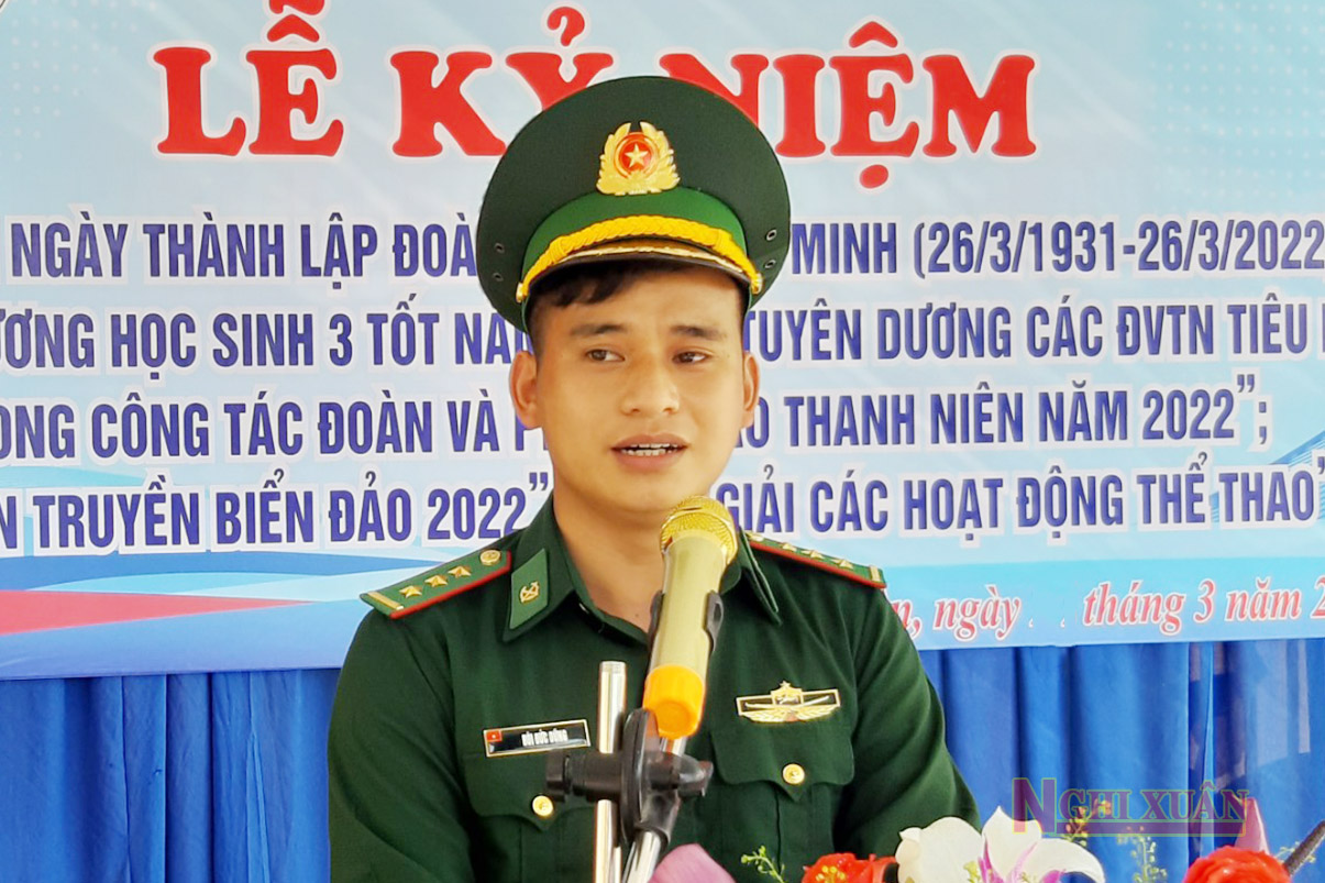 Tuyên truyền về biển đảo cho học sinh Trường THPT Nghi Xuân