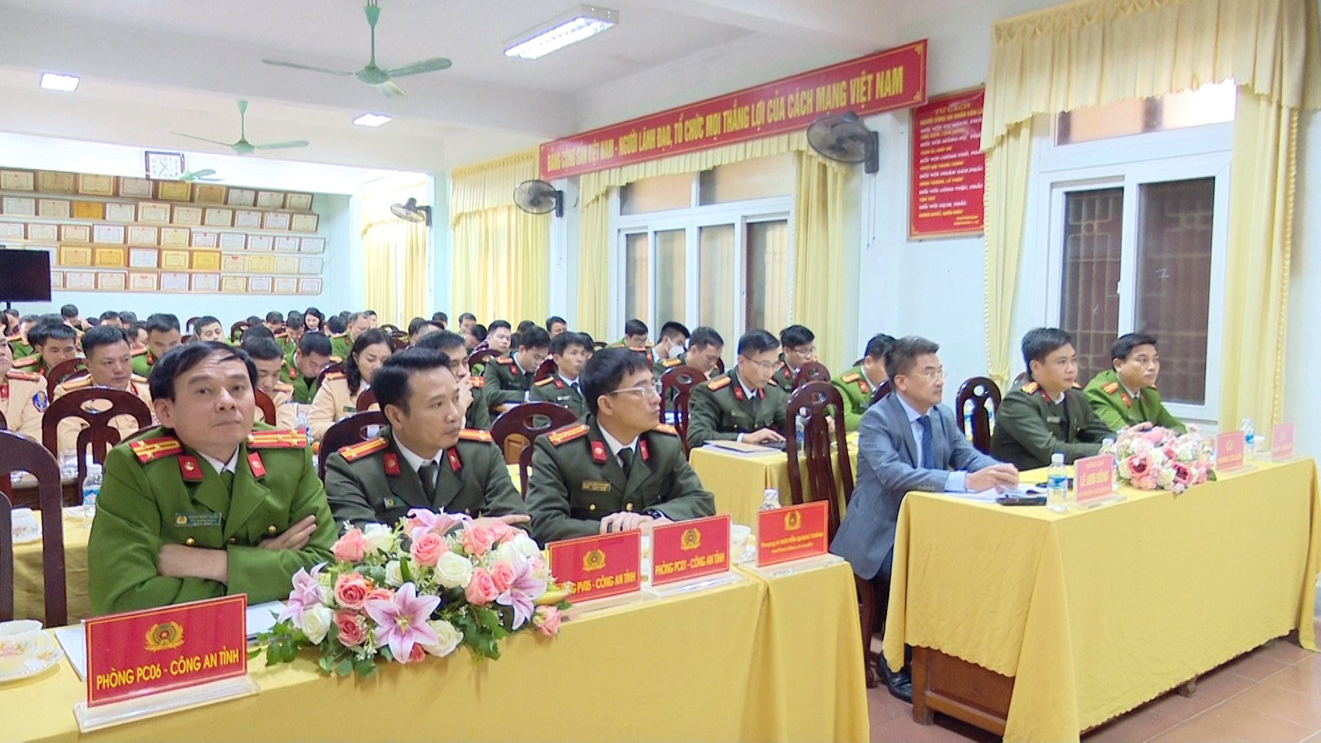 Chủ động đấu tranh với các loại tội phạm, giữ vững an ninh chính trị, trật tự an toàn xã hội